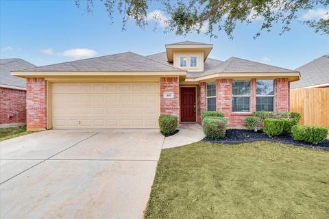 909 Loftin St, Crowley, TX 76036