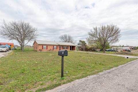 111 Paige St, Weatherford, TX 76088