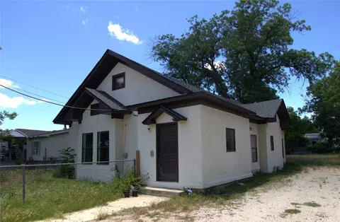 1513 Durham Ave, Brownwood, TX 76801