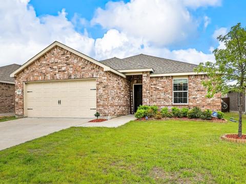 1033 Spofford Dr, Forney, TX 75126