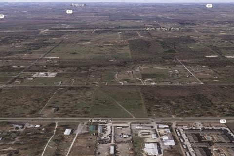 1440 S Broadway St, Joshua, TX 76058
