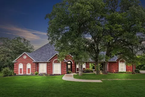 8560 Fm 3136, Alvarado, TX 76009
