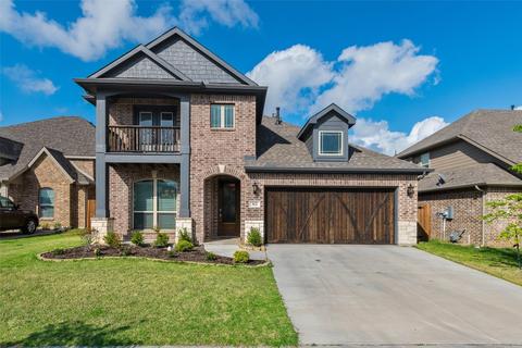 312 Richard St, Burleson, TX 76028