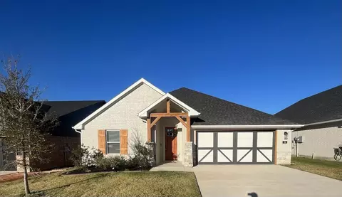 924 Rodgers Ave, Godley, TX 76044