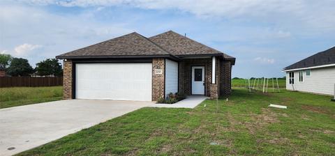 630 Garrett Ave, Garrett, TX 75119