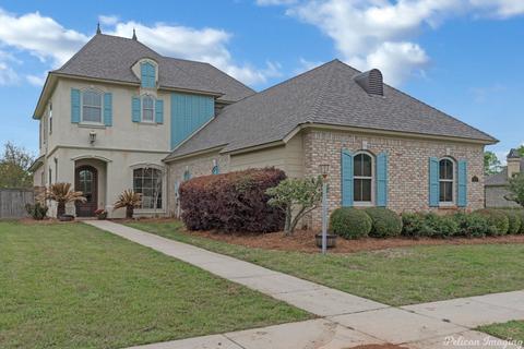 4697 Taldon Ln, Benton, LA 71006