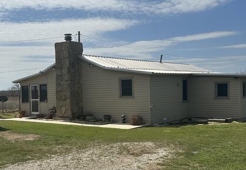 782 Fm Rd 2374, Seymour, TX 76380