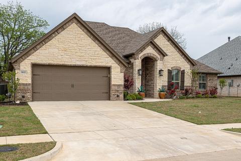 3032 Reed Ct, Granbury, TX 76048