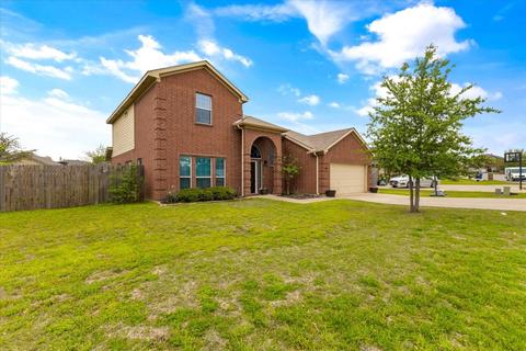 810 Wandering Ct, Granbury, TX 76049