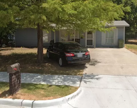 1100 Hensley St, Arlington, TX 76010
