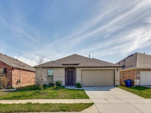 6106 Sutton Fields Trl, Aubrey, TX 76227