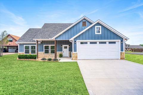 393 E Pennsylvania St, Van, TX 75790