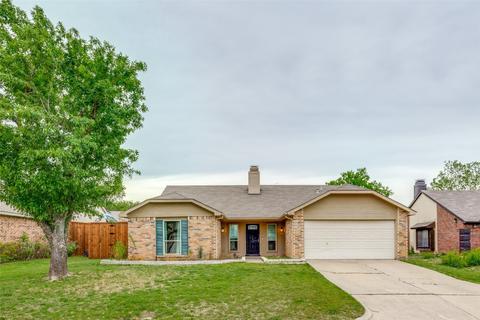 2125 Crestmeadow St, Denton, TX 76207