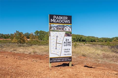 2001 Parker Meadows Ct, Weatherford, TX 76086