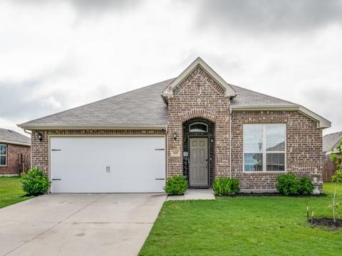 3909 Montecristo Ln, Sanger, TX 76266