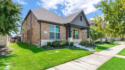 7305 Willow Thorne Dr, Krugerville, TX 76227