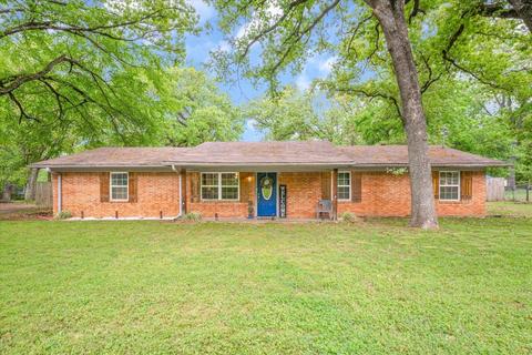 1477 Woodland St, Canton, TX 75103