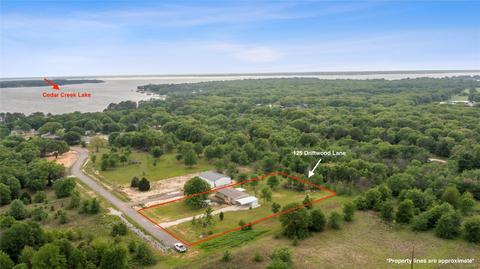 125 Driftwood Ln, Gun Barrel City, TX 75156