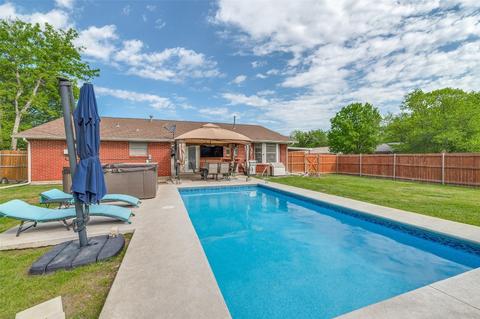 6057 Dunson Ct, Watauga, TX 76148
