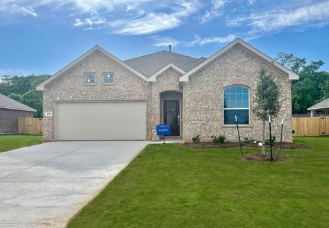 225 Post Oak St, Azle, TX 76020
