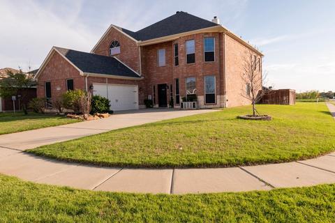 12825 Kingsgate Dr, Rhome, TX 76078