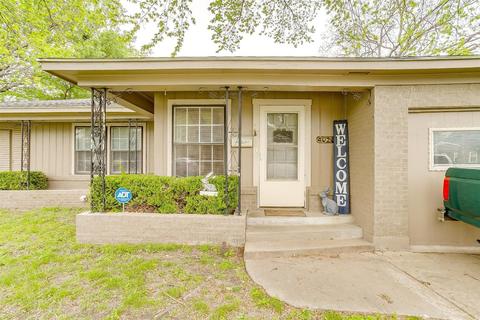 4020 Acacia St, Fort Worth, TX 76109