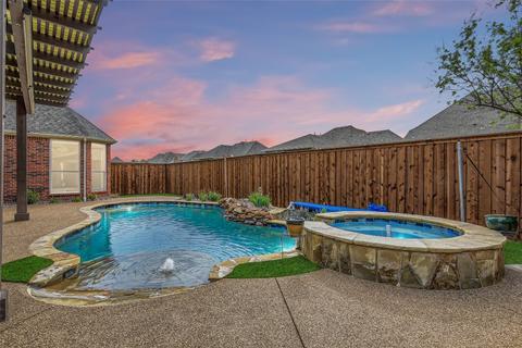 3067 Nadar, Grand Prairie, TX 75054