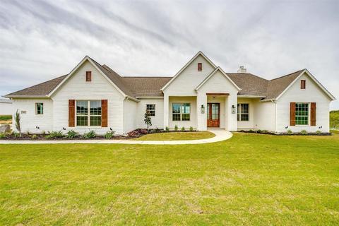 1032 Freedom Ct, Weatherford, TX 76088