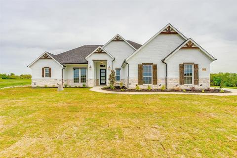 1033 Freedom Ct, Weatherford, TX 76088