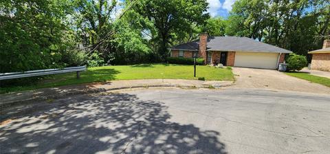 5827 Regatta Cir, Dallas, TX 75232