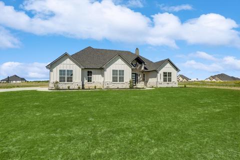 2081 Sunset Ridge Dr, Weatherford, TX 76087