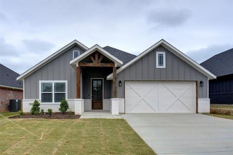 925 Tesslynn Ave, Godley, TX 76044