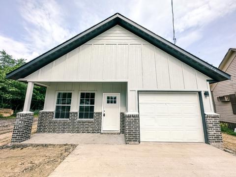 1816 Wright St, Greenville, TX 75401