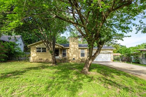 3715 Lakeview Dr, Grapevine, TX 76051