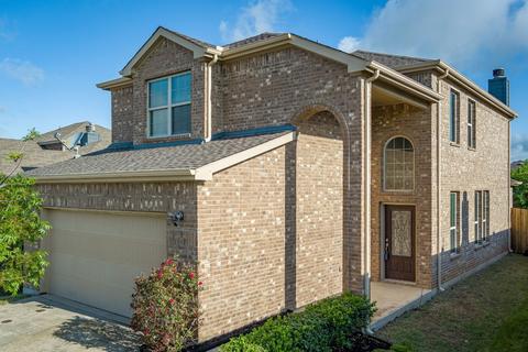 8901 Tenderfoot Ln, Aubrey, TX 76227