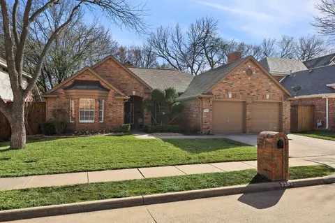 2209 Shumard Ln, Flower Mound, TX 75028