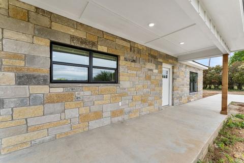 112 Vick Dr, Brownwood, TX 76801