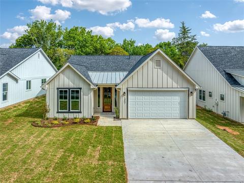 1307 W Moore, Sherman, TX 75092