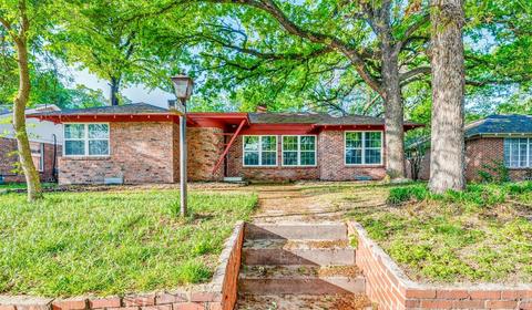 3216 Browning Ct W, Fort Worth, TX 76111