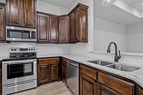 351 E 9th St, Springtown, TX 76082 photo 16