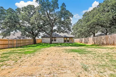 351 E 9th St, Springtown, TX 76082 photo 38