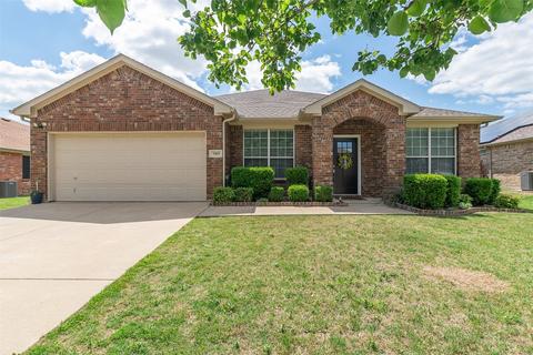 709 Bowie Ln, Mansfield, TX 76063