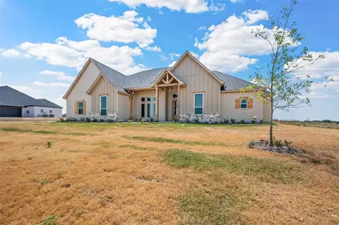 513 Longhorn Dr, Springtown, TX 76082
