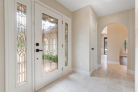 2210 Franklin Dr, Arlington, TX 76011