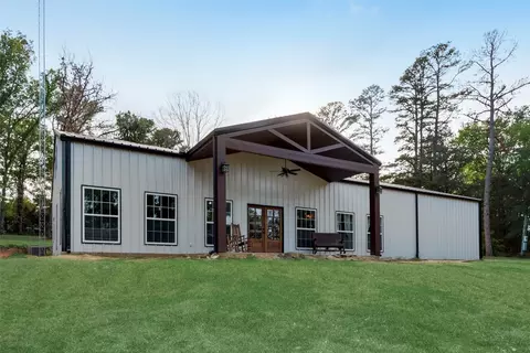 350 Vz County Road 3104, Edgewood, TX 75117