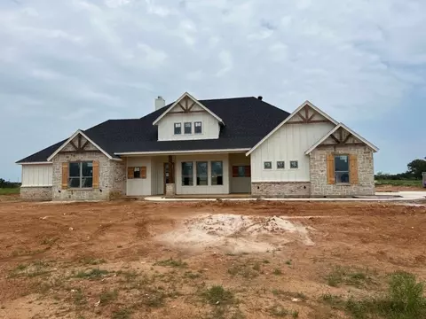 45 Magnum Dr, Santo, TX 76067
