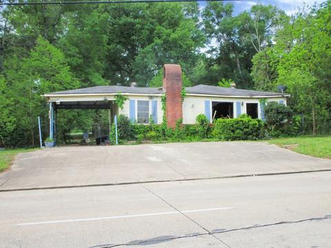 2789 Dr Martin Luther, Shreveport, LA 71107
