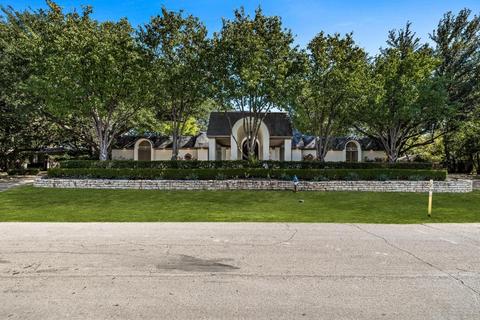 9218 Rockbrook Dr, Dallas, TX 75220