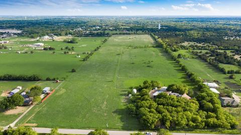 1478 Bear Creek Rd, Cedar Hill, TX 75104