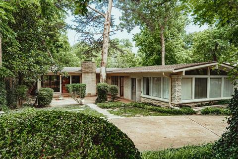 10317 Lake Gardens Dr, Dallas, TX 75218